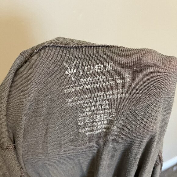 Ibex Wool Mens Large 1/4 Zip Base Layer Gorpcore Layer Merino Long Hiking L grey - Picture 6 of 6